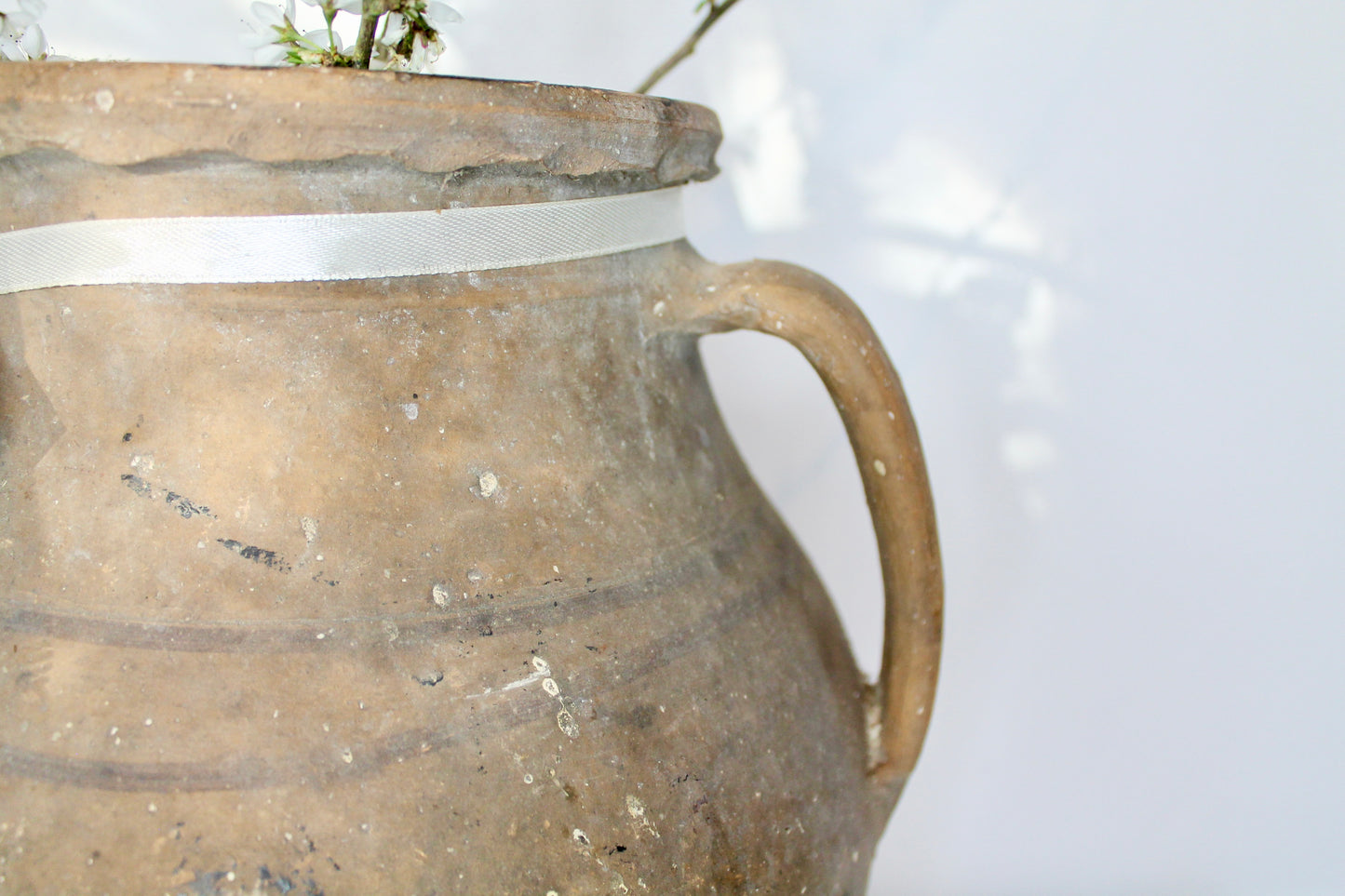 No.51  Antique pot