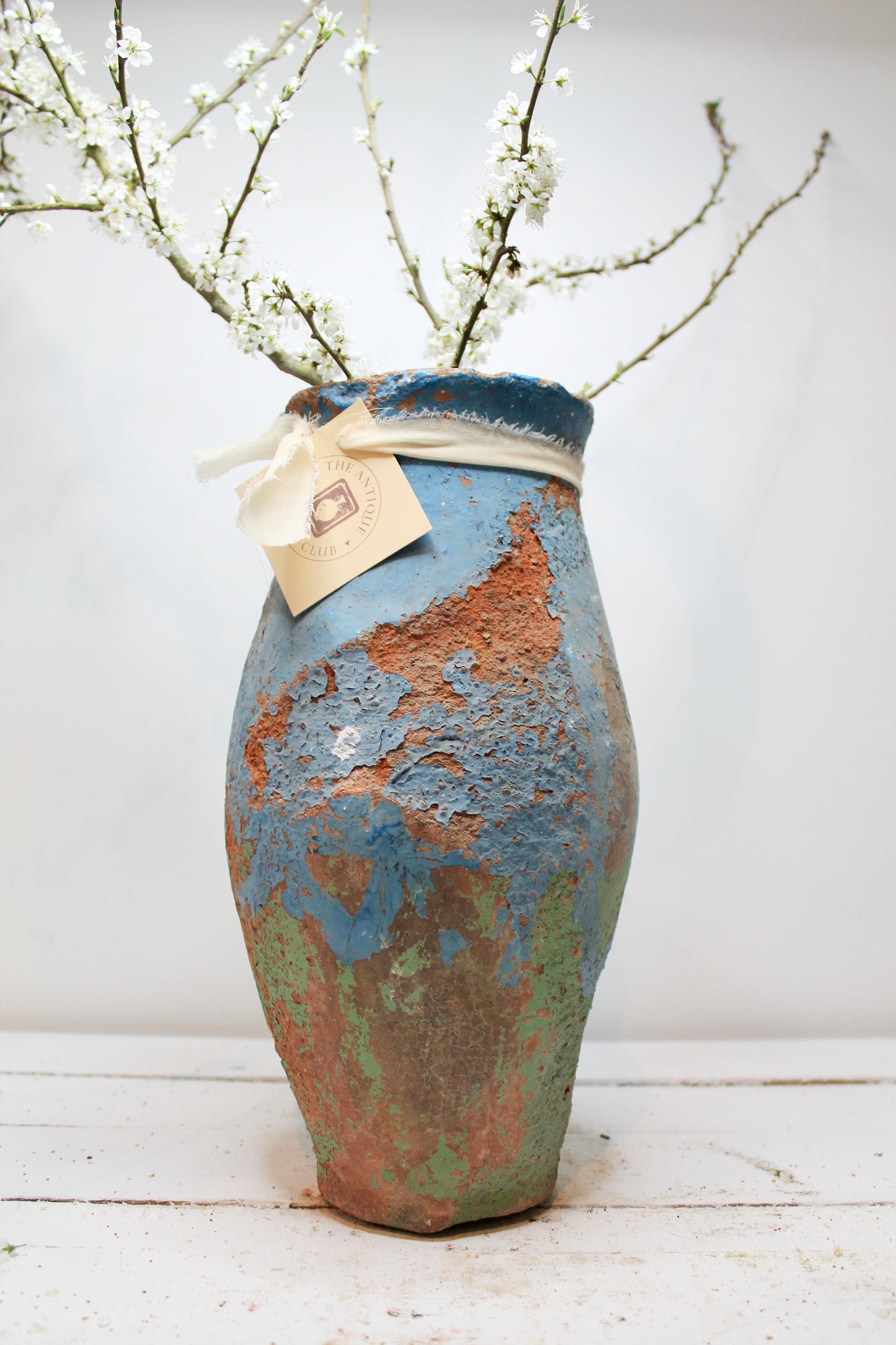 No.6 Antique pot