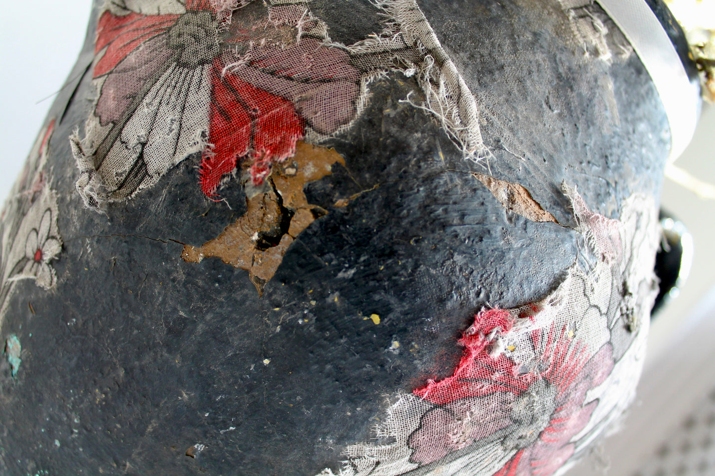 No.10 Antique pot