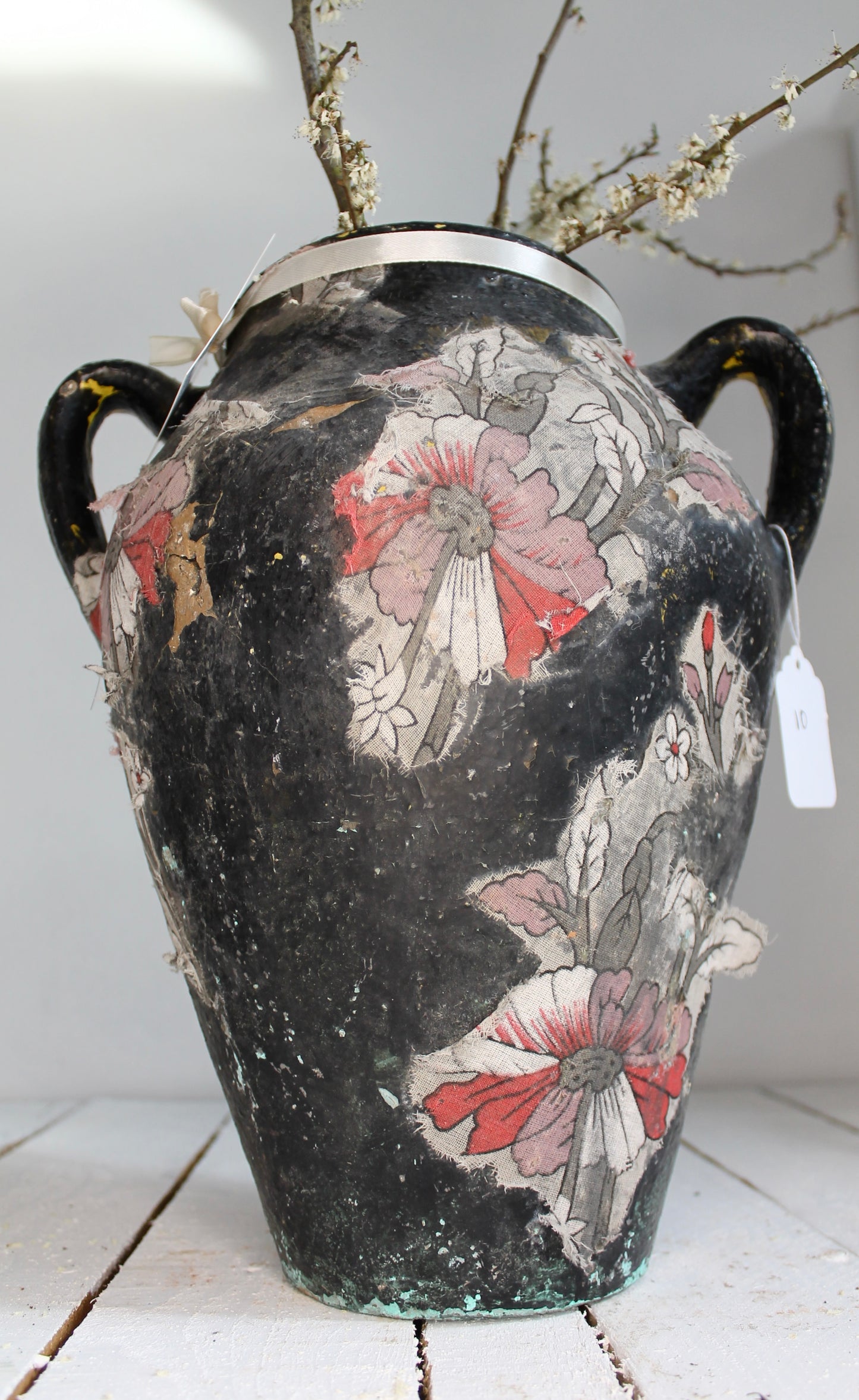 No.10 Antique pot